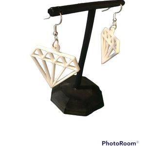 3D PRINTED WHITE DIAMOND PLASTIC HANDMADE EARRINGS